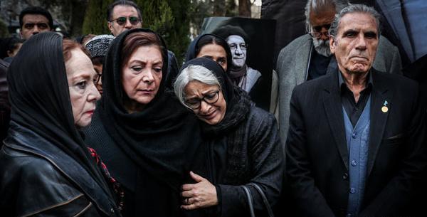 عکس حسین گیل وهمسرش