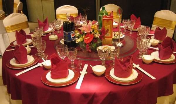 عکس ایده برای چیدن میز غذا