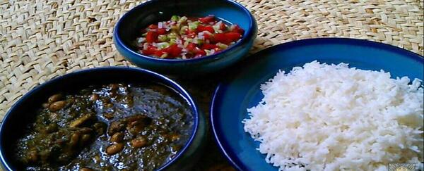 عکس قورمه سبزی در حال پخت