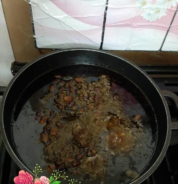 عکس قورمه سبزی تو قابلمه