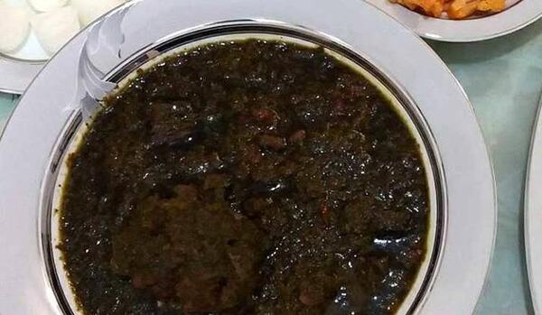 عکس قورمه سبزی تو قابلمه