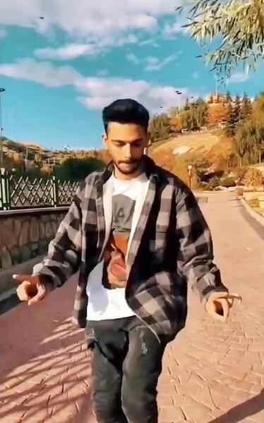عکس رضا تو اکیپ نیکا