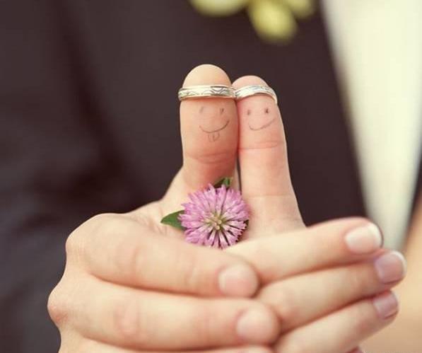 عکس حلقه ازدواج گل