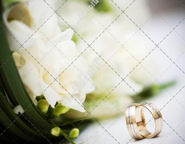عکس حلقه ازدواج گل