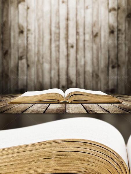 عکس کتاب باز بدون نوشته
