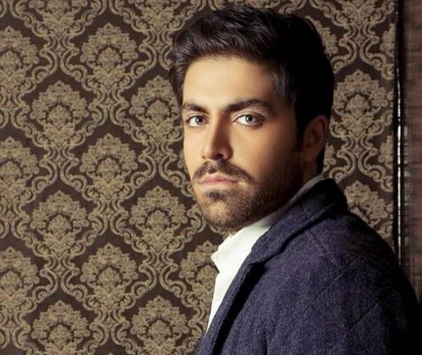 عکس نوشته محمد امین بازیگر