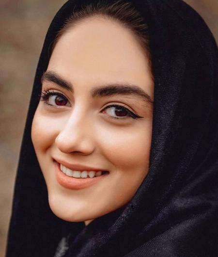 عکس راضیه اقازاده
