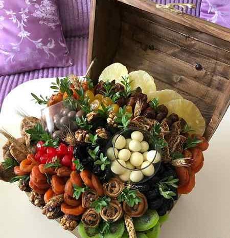 عکس ایده برای تزیین لباس شب یلدا