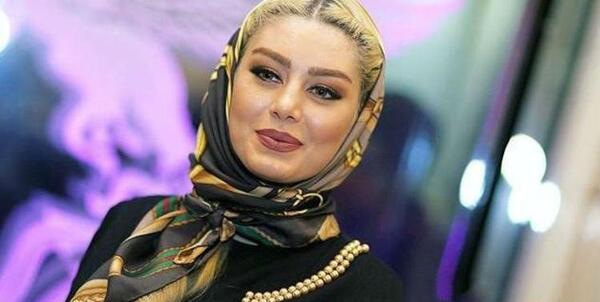 عکس زن با حجاب آرایش کرده