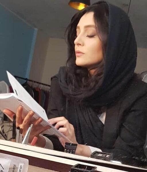 عکس بارداری ساره بیات