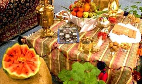 عکس ایده برای شب یلدا با پارچه