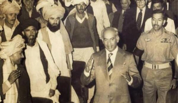 عکس ذوالفقار علی بوتو
