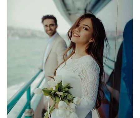عکس عروس و داماد عاشقانه