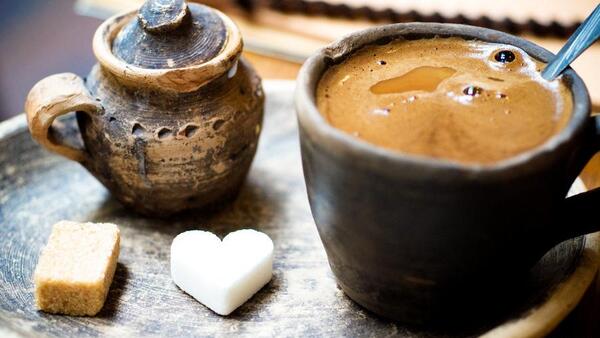 عکس گل لاله در فال قهوه