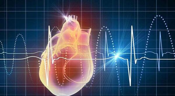 عکس ضربان قلب روی دست پسر
