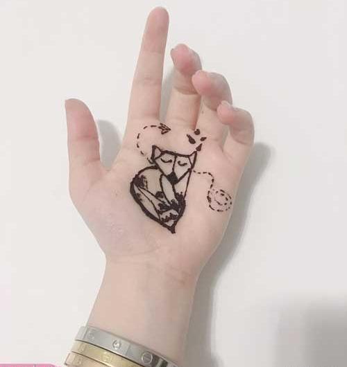 عکس ضربان قلب روی دست پسر