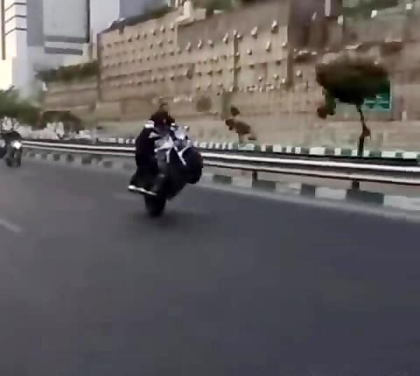 عکس میثم کبود