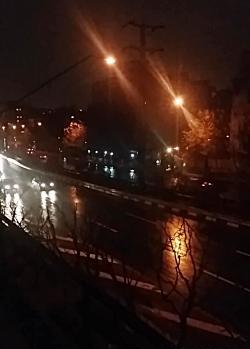 عکس باران پاییزی در شب