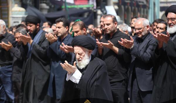عکس های نماز ظهر عاشورا