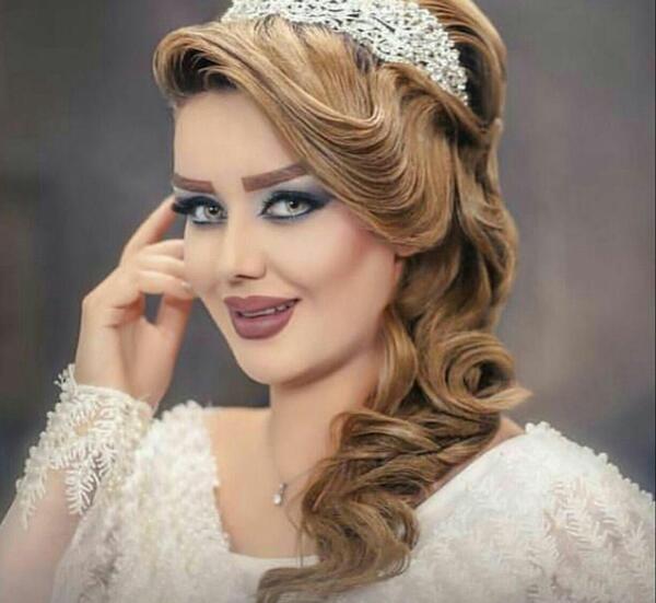 عکس مومو عروس