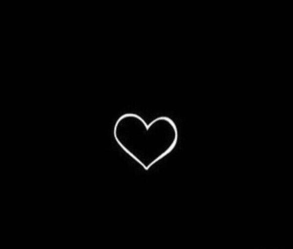 عکس سیاه رنگ برای تصویر زمینه