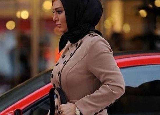 عکس سحر قریشی با مانتو جلو باز