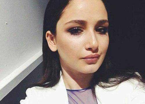 عکس مادر ایلول در غنچه های زخمی