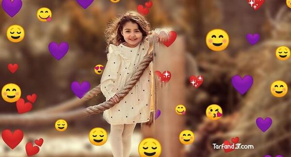 عکس استیکر چشم قلبی