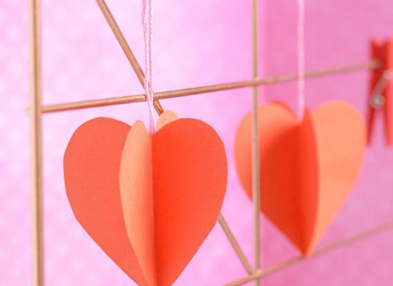 عکس نوشته قلب کاغذی