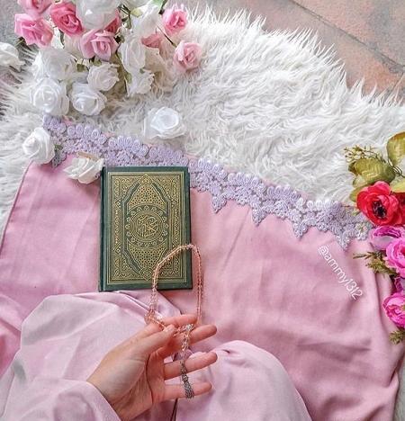 عکس قران دخترونه