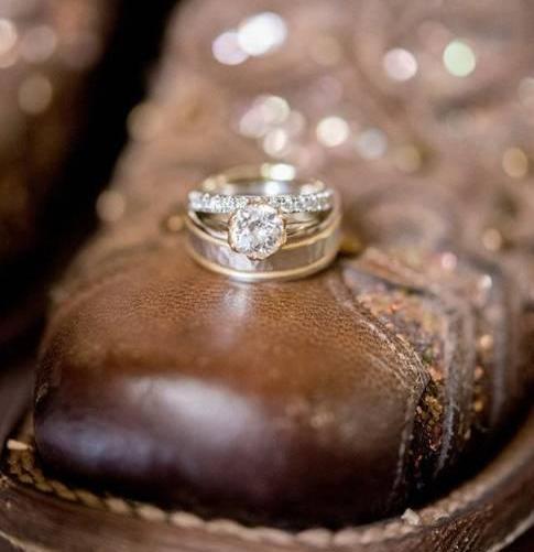 عکس حرفه ای حلقه ازدواج