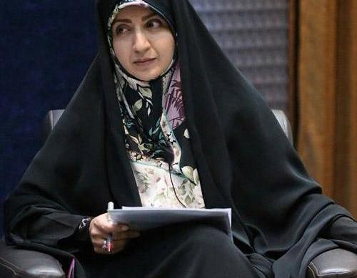 عکس صدیقه مرادی مجری رادیو جوان