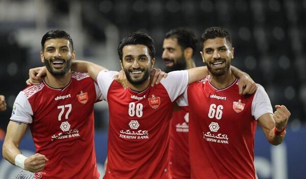 عکس سعید آقایی در پرسپولیس