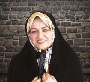 عکس با حجاب حمیرا در ایران