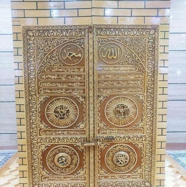 عکس قرآن حسن اصلاحچی