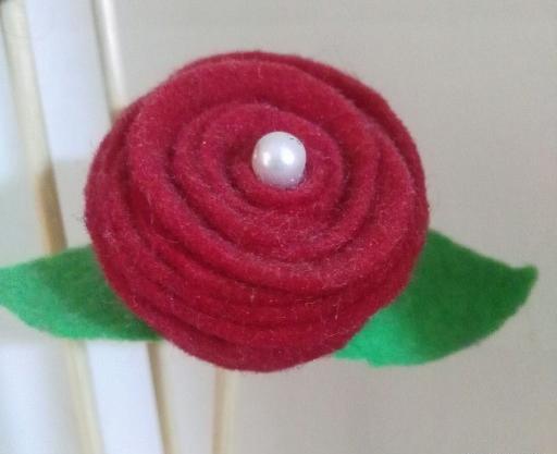 عکس گل رز نمدی