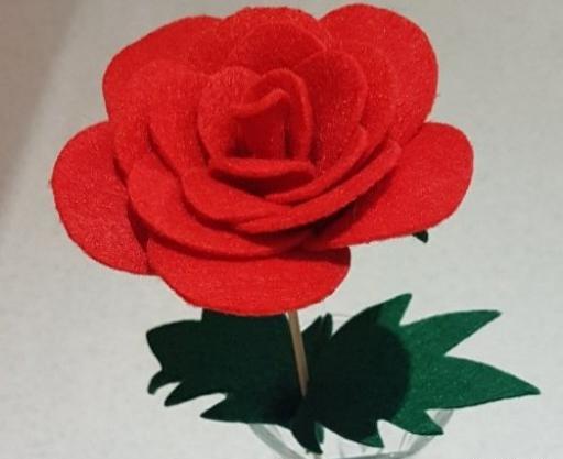 عکس گل رز نمدی