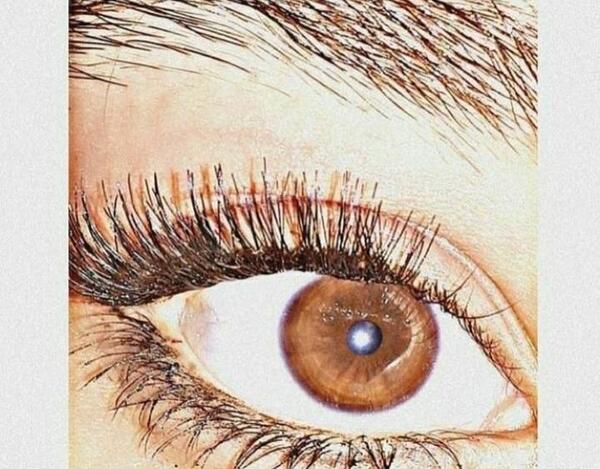 عکس چشم فیک طبیعی