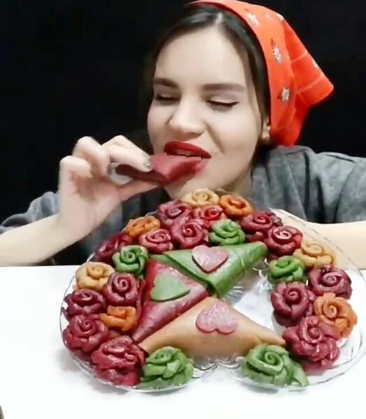 عکس اسمر فود لواشک