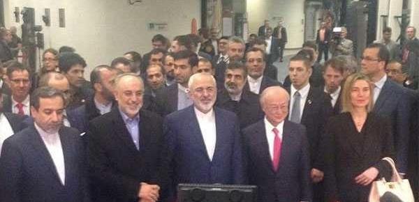 عکس یادگاری ظریف