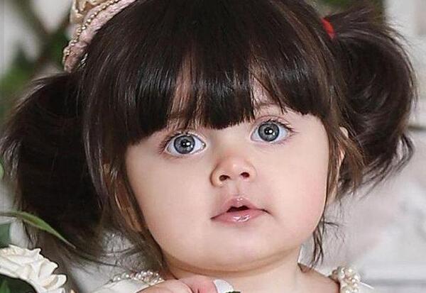عکس نوزاد دختر خوشگل چشم رنگی
