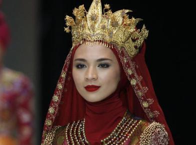 عکس با حجاب ترین دختر جهان