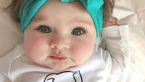عکس بچه کوچولو چشم سبز