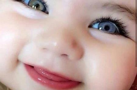 عکس بچه کوچولو چشم سبز