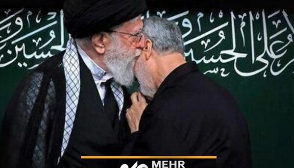 عکس گریه رهبر برای حاج قاسم