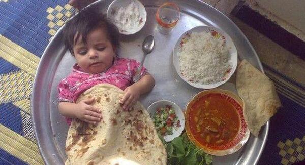 عکس بچه کوچولو خنده دار