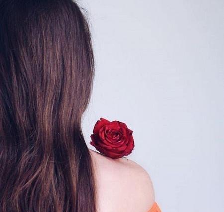 عکس سیاه سفید دخترونه شاد