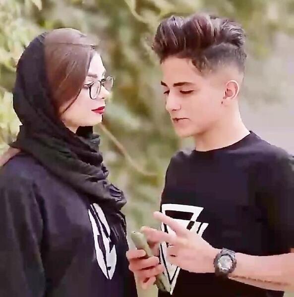 عکس امین طاهری و خواهرش
