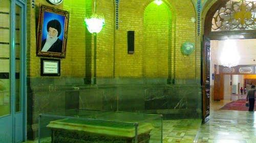 عکس قبر آیت الله بروجردی