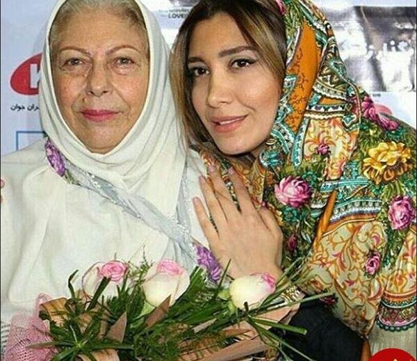 عکس بنفشه دختر ثریا قاسمی